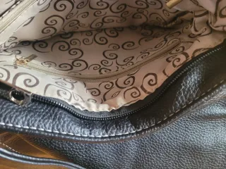 Bolso bandolera negro CH