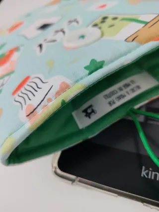 Funda para libro electrónico con diseño kawaii