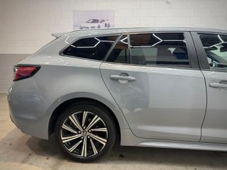 Toyota Corolla 1.8 125H STYLE ECVT TOURING SPORT