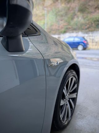 Toyota Corolla 1.8 125H STYLE ECVT TOURING SPORT