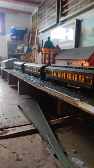 3 Coches Renfe Costa Iluminados