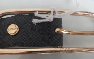 Cinturón Guess Negro y Dorado. NUEVO SIN ESTRENAR