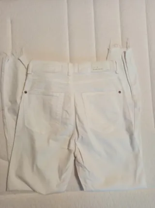 Pantalón Blanco Bershka