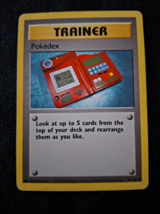 Cartas Pokémon base set Clefairy Muñeca y Pokédex