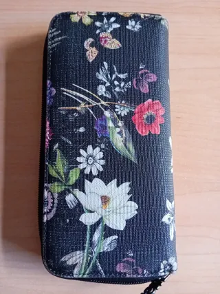Monedero MSK floral negro multicolor