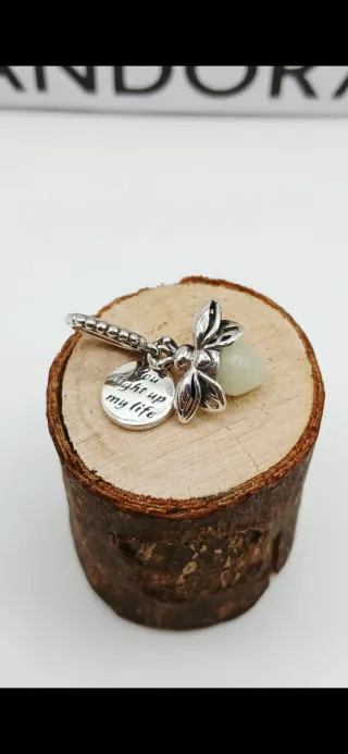 Charm Pandora Luciérnaga brilla en la oscuridad