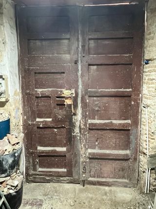 Puerta de entrada antigua ancho 175 y alto 265