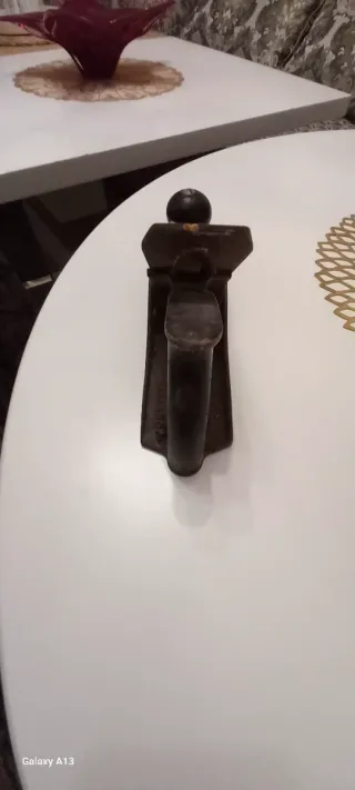 Cepillo de carpintero antiguo