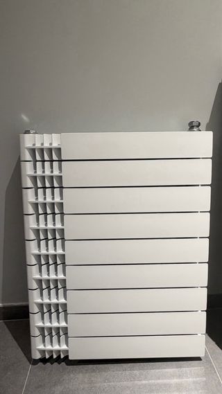 4 Radiadores de Calefacción Blanco sin usar, NUEVO