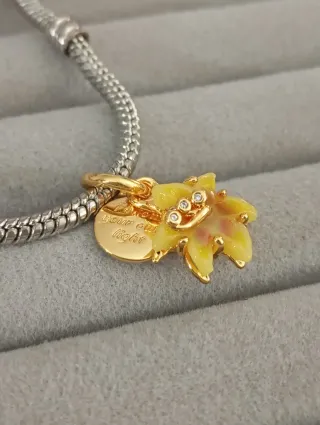 Charm flor mágica Rapunzel