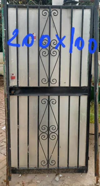 Puerta hierro cristal 200x100