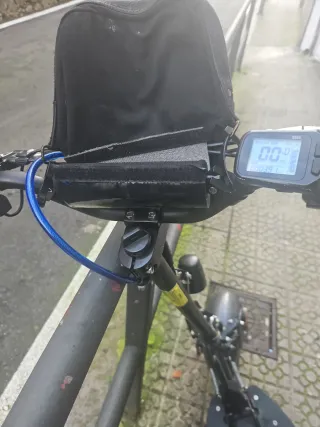 Patinete Eléctrico 2000W tiene un año de garantia