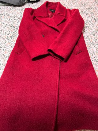 Abrigo paño rojo largo
