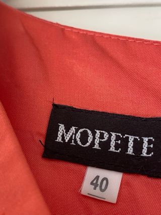 Conjunto chaqueta y vestido coral