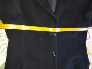 Abrigo negro de vestir