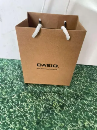 Reloj Casio G-Shock GA-2100 Blanco-Nuevo-Original