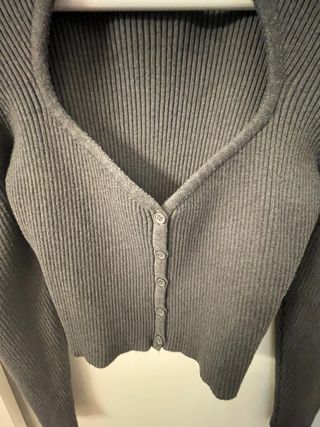 Jersey Zara manga abullonada gris