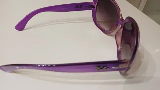 Gafas de sol Ray-Ban moradas