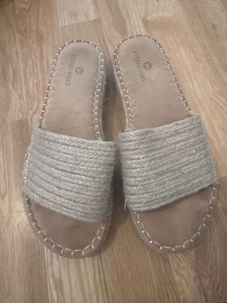 Sandalias cuña ETÉREO SHOES beige