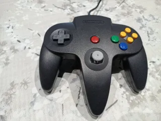 Consola Nintendo 64 Completa con Mandos
