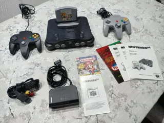 Consola Nintendo 64 Completa con Mandos