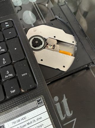 Acer Aspire 5742 para piezas (Arranca y funciona)