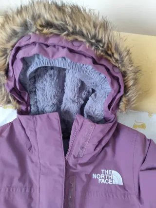 Abrigo The North Face niña rosa