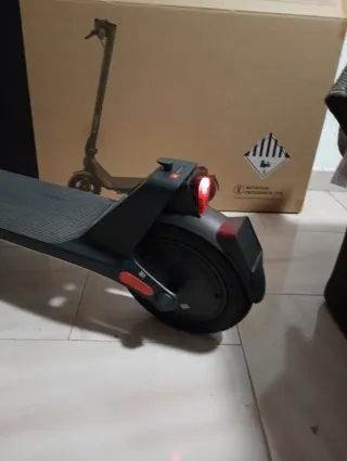 Patinete Eléctrico Xiaomi Poco Uso