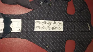 Mochila portabebés BabyBjörn negra