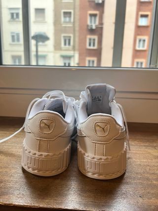 Zapatillas Puma Talla 39  Blancas 40€ Rosa 45€