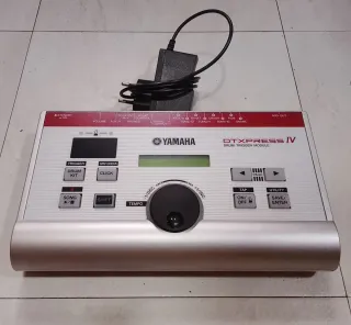Módulo Yamaha DTXPRESS IV