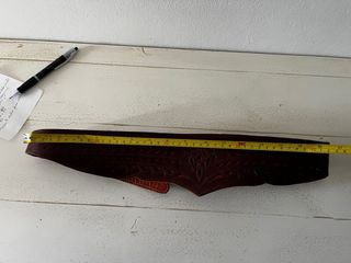 Cinturón de cuero rociero artesanal