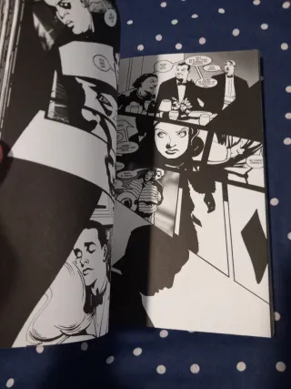 Lote Novela Gráfica Bendis Image