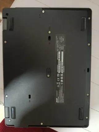 Acer TravelMate B - Portátil Plegable Negro