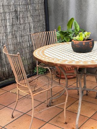 Mesa exterior Regalo 4 sillas piedra decoración.