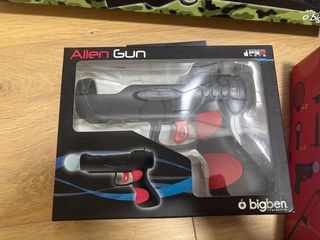 Pistola Alien Gun Bigben Negra/Roja