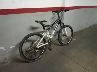 Bicicleta Montaña Decathlon Blanca