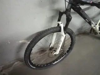 Bicicleta Montaña Decathlon Blanca