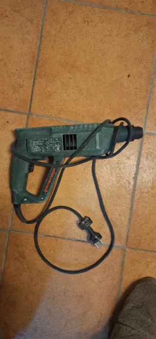 Martillo Bosch PBH 220 RE