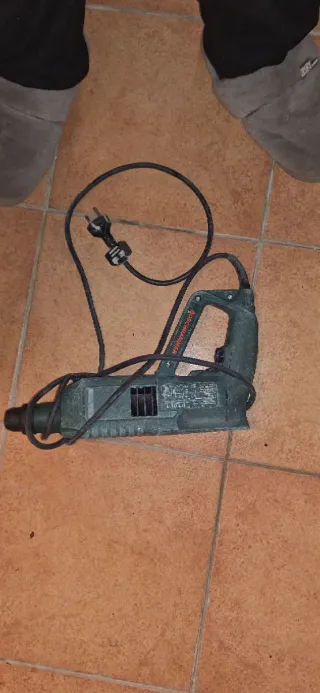 Martillo Bosch PBH 220 RE