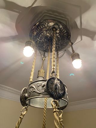 Antigua lámpara de techo