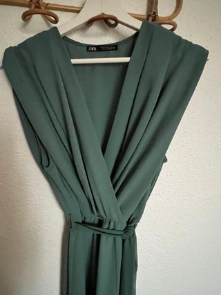 Vestido Zara verde fluido talla única