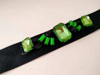 Pulsera Teria Yabar Negra con Piedras Verdes