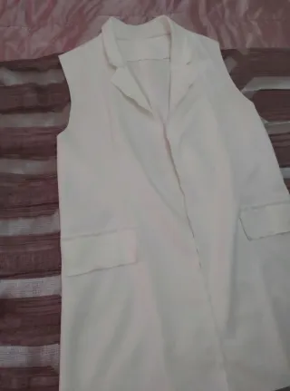 Chaleco blanco elegante