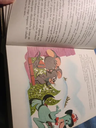 LIBRO  PELÍCULAS WALT DISNEY 1970.