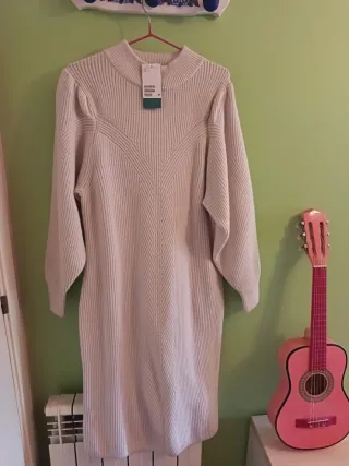 Vestido de punto beige