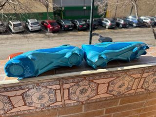 Botas de fútbol Nike Talla 42