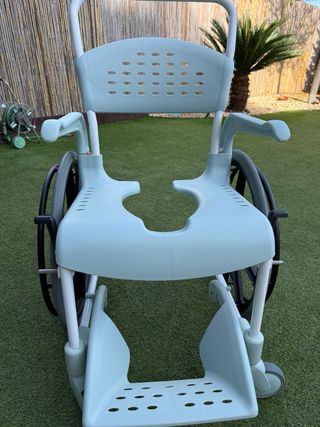 Silla ruedas ducha y wc Etac Clean autopropulsable