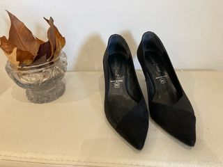 Zapatos de salón Daniela Vega negros tacón 7cm