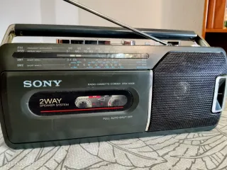 Radio Cassette Sony CFM-140S